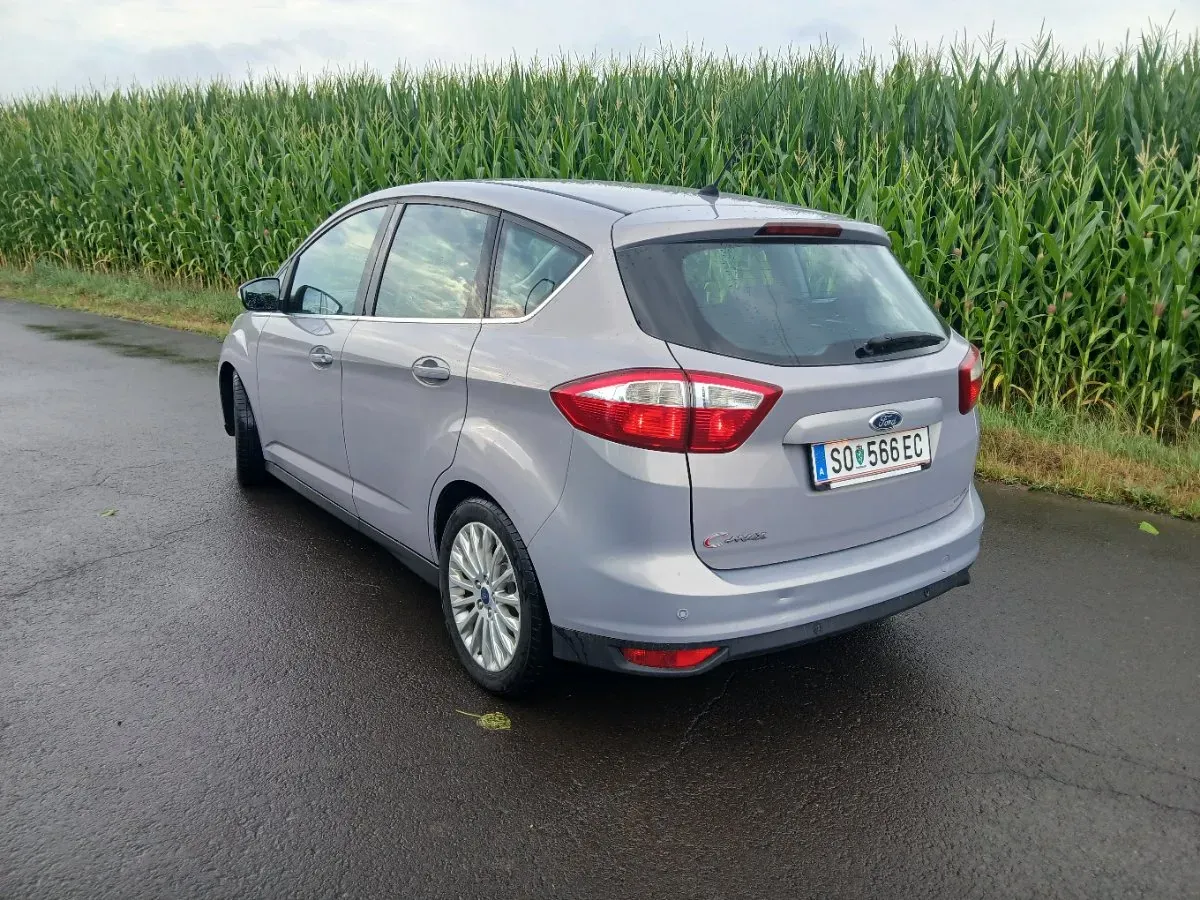 Ford C-Max 2011 photo 2