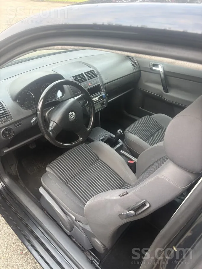 Volkswagen Polo 2005 photo 5