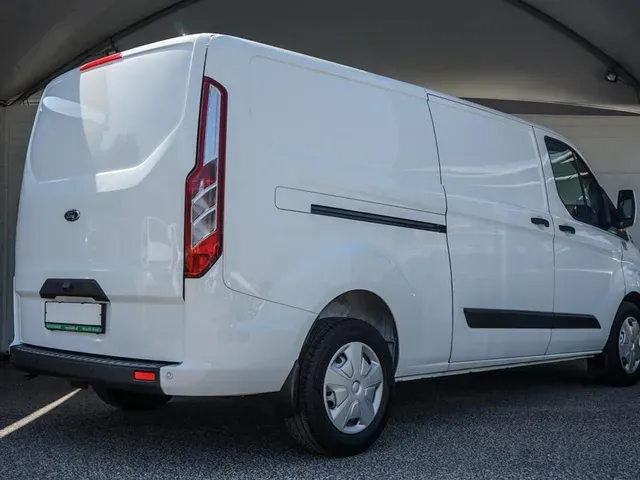 Ford Transit Custom 2021 photo 4