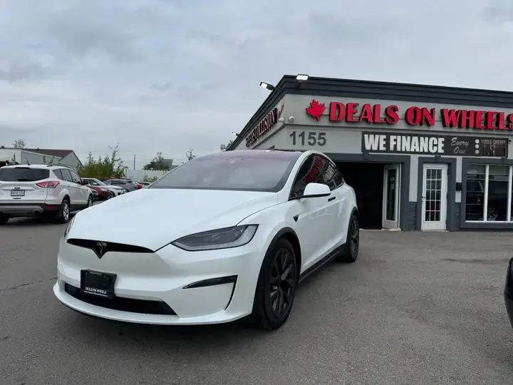Tesla Model X 2024 photo 3