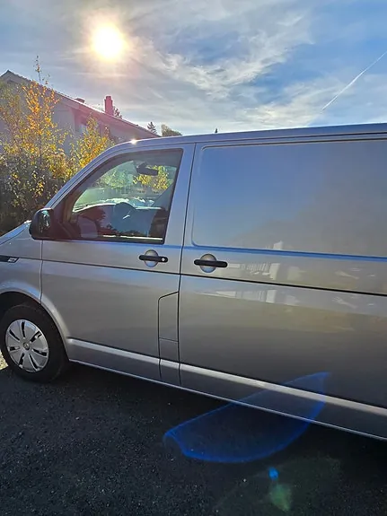 Volkswagen Transporter 2023 photo 5
