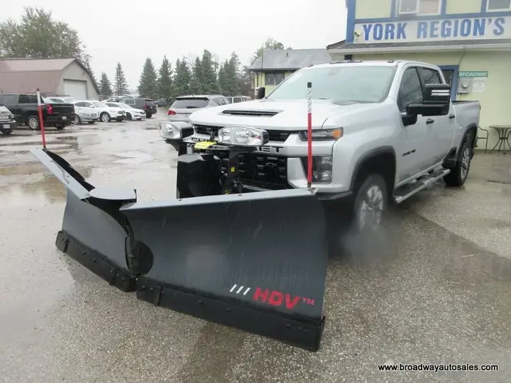 Chevrolet Silverado 2022 photo 2