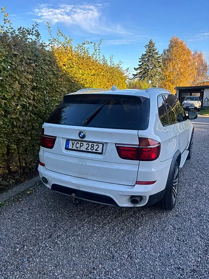 BMW X5 2011 photo 3