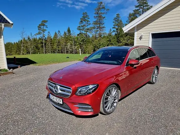 Mercedes-Benz E 220 2017 photo 3