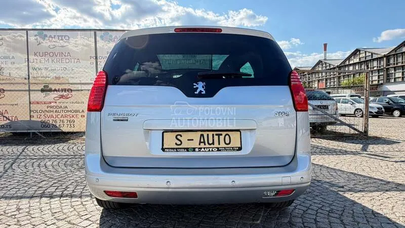 Peugeot 5008 2013 photo 5