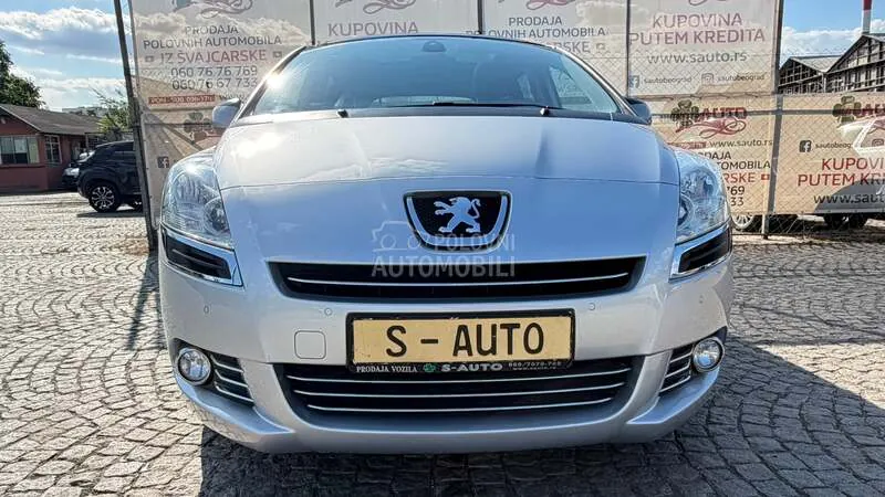 Peugeot 5008 2013 photo 2