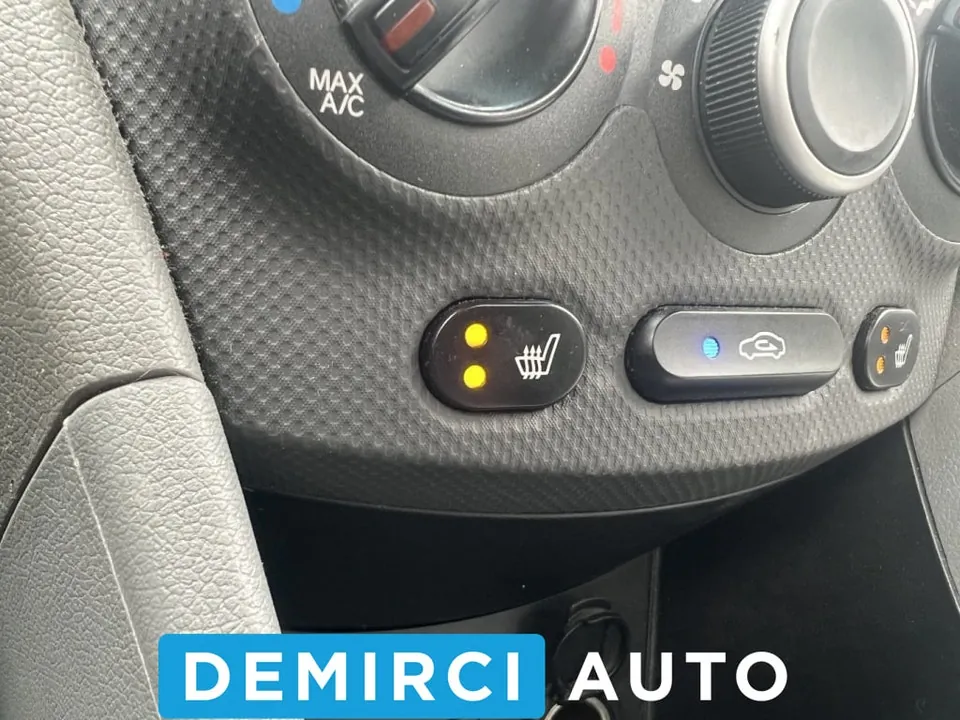 Hyundai Accent 2014 photo 2