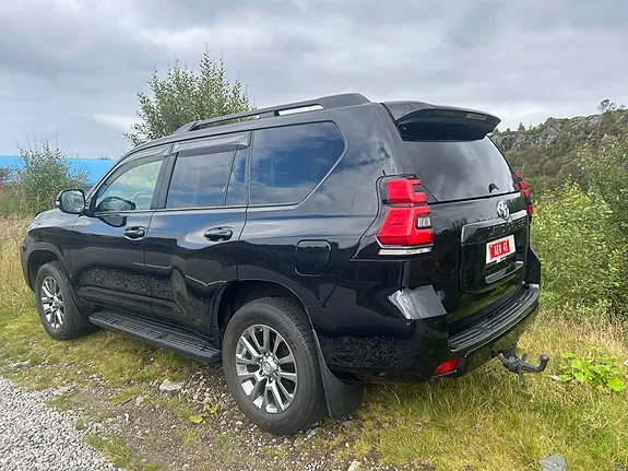Toyota Land Cruiser 2018 photo 4