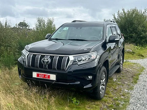 Toyota Land Cruiser 2018 photo 5