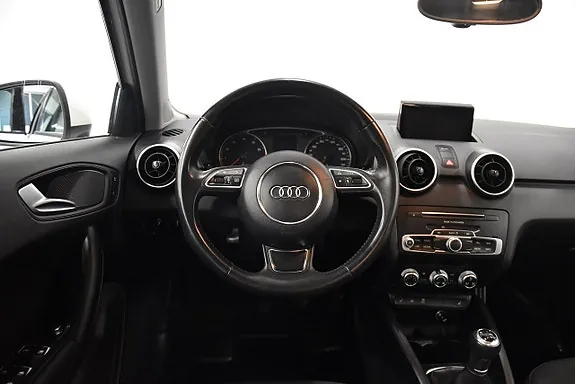 Audi A1 2018 photo 2