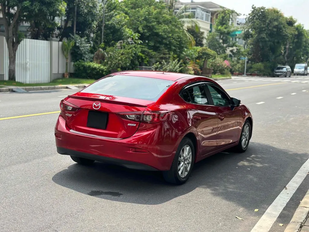 Mazda 3 2019 photo 2