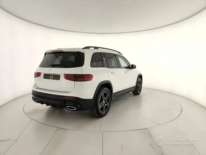 Mercedes-Benz Glb 2026 photo 3