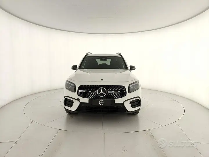 Mercedes-Benz Glb 2026 photo 2