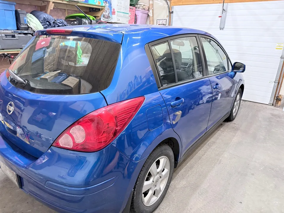 Nissan Versa 2007 photo 2