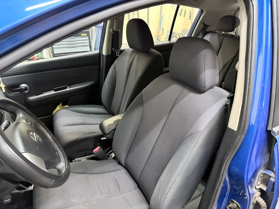 Nissan Versa 2007 photo 3