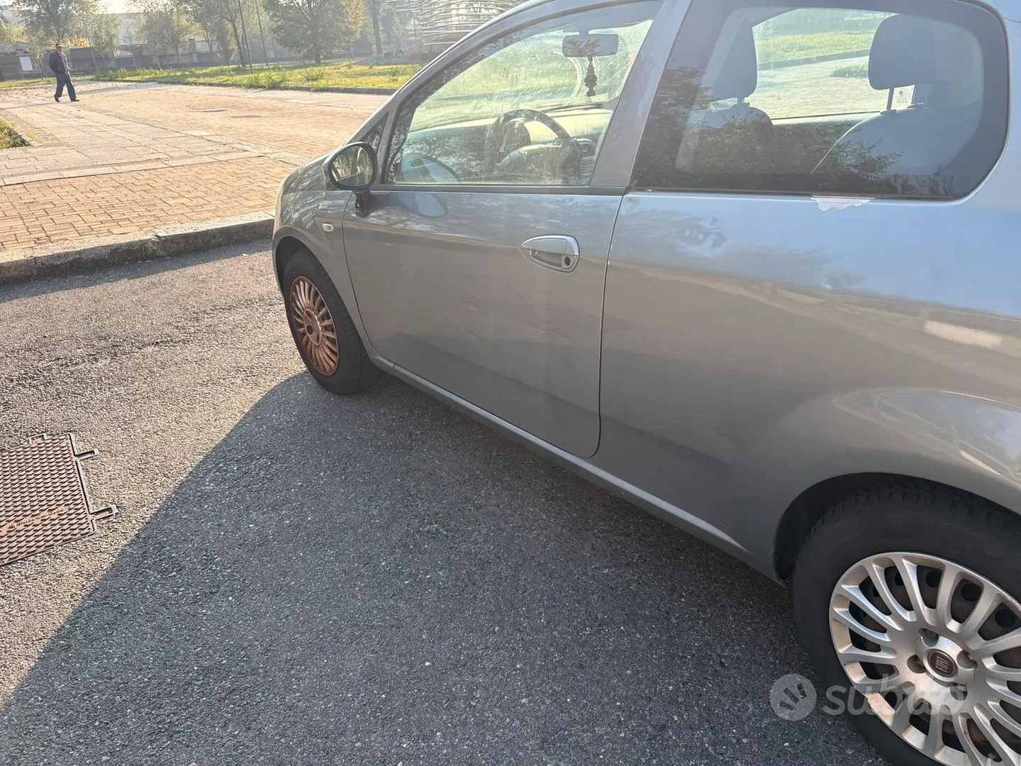 Fiat Grande Punto 2011 photo 5