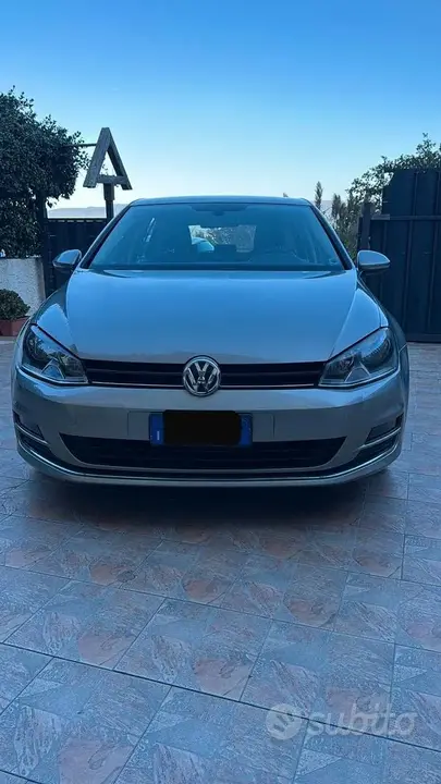Volkswagen Golf 2012 photo 5