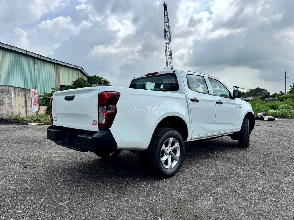 Isuzu D-Max 2026 photo 3