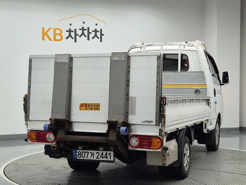 Hyundai Porter 2023 photo 3