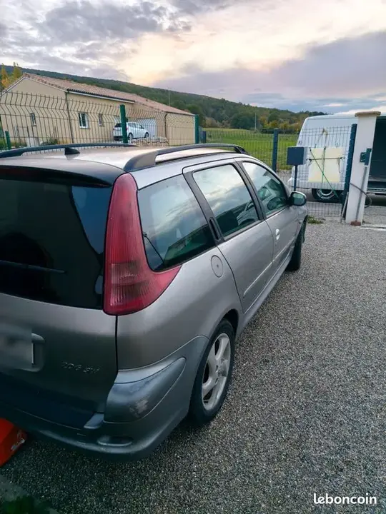 Peugeot 206 2003 photo 2