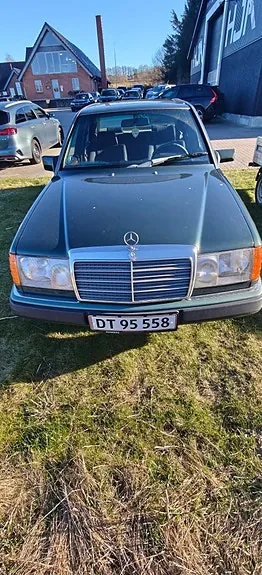 Mercedes-Benz 300 E 1989 photo 2