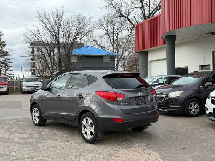 Hyundai Tucson 2015 photo 3