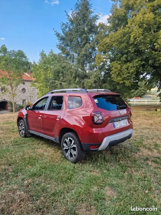 Dacia Duster 2022 photo 2