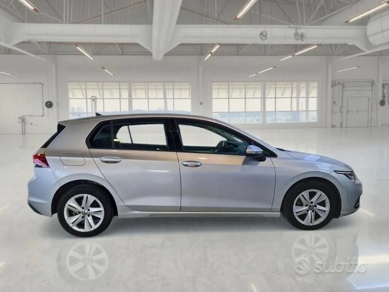 Volkswagen Golf Viii 2021 photo 3