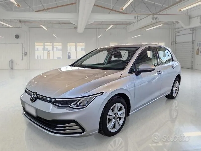 Volkswagen Golf Viii