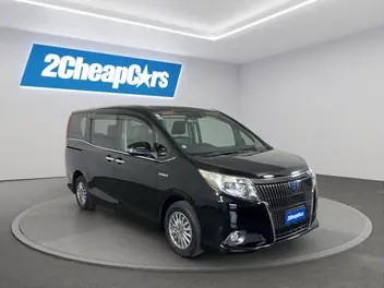 Toyota Esquire 2015 photo 4