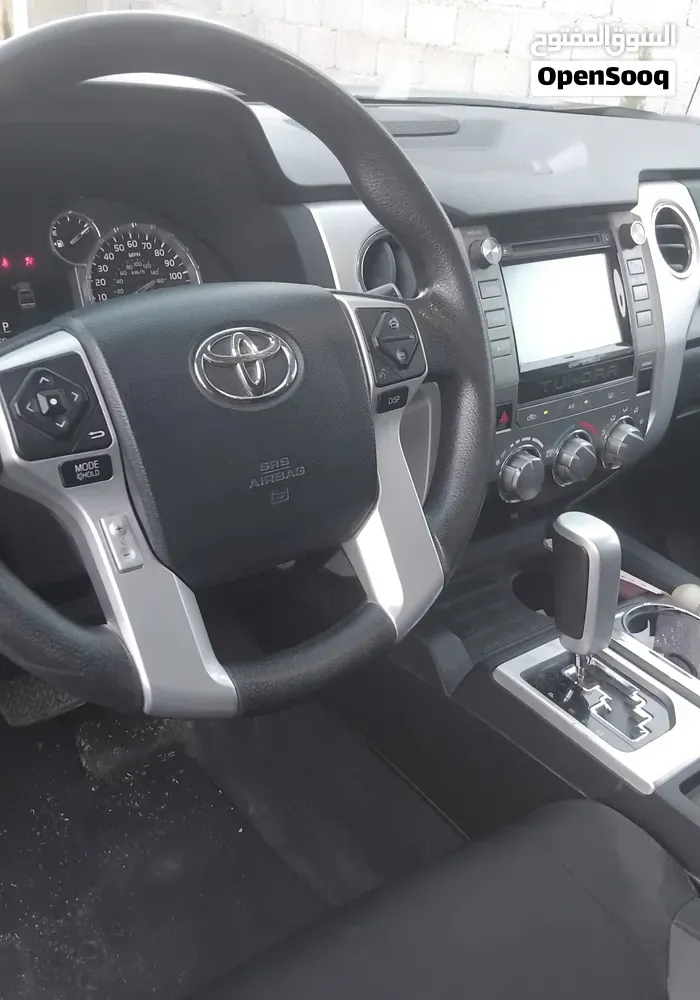 Toyota Tundra 2015 photo 2