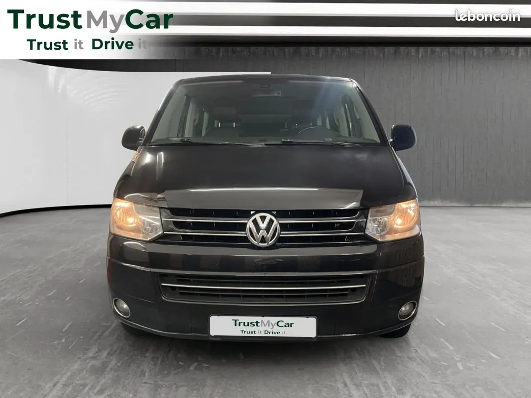 Volkswagen Multivan 2014 photo 2