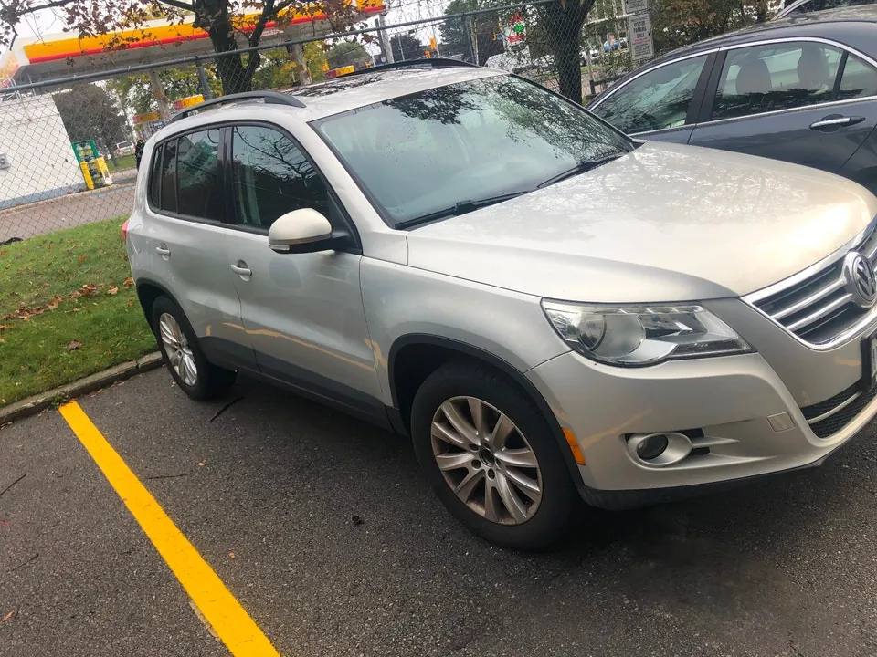 Volkswagen Tiguan 2009 photo 2