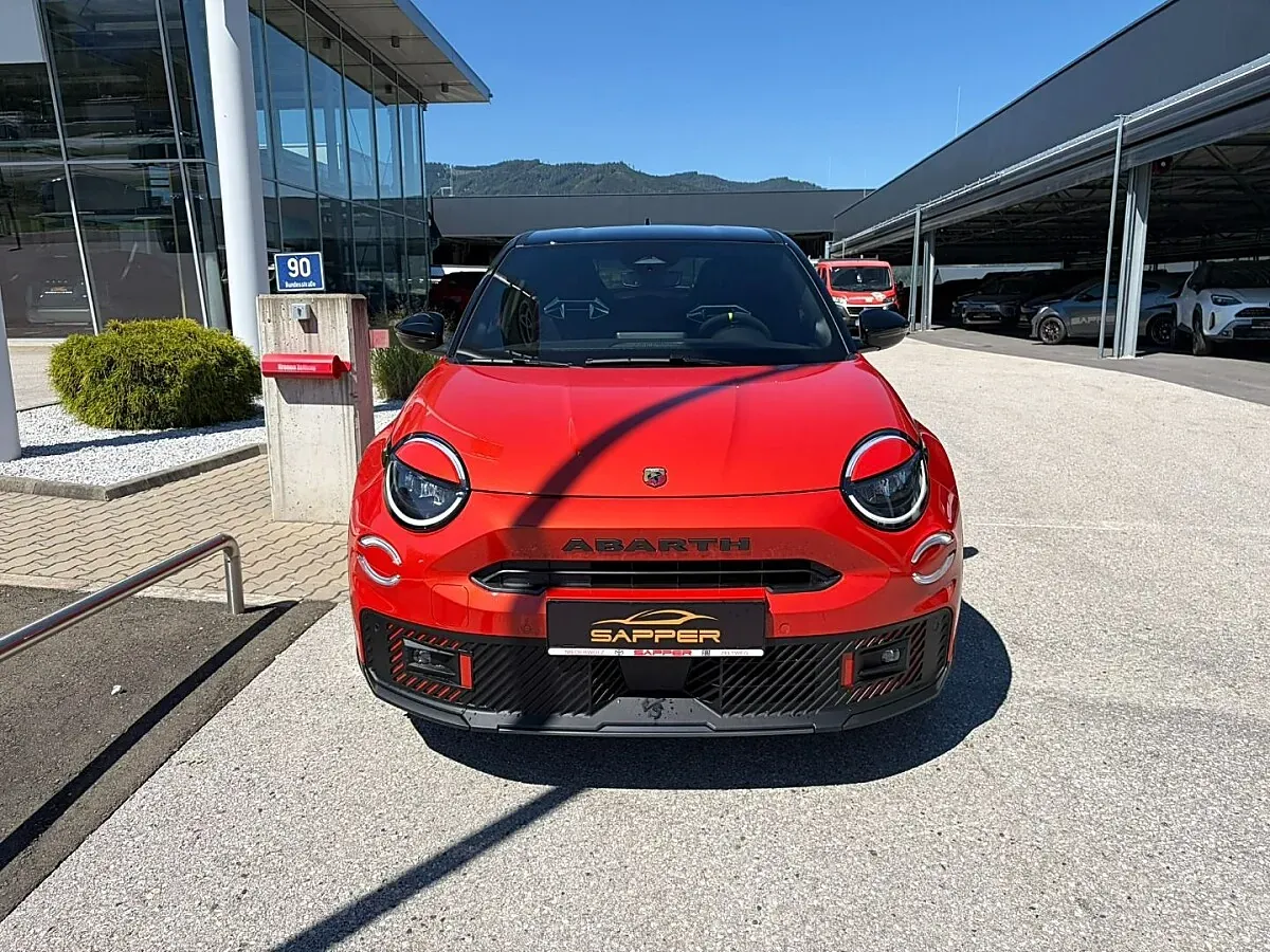 Abarth 600 E Competizione photo 2
