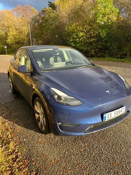 Tesla Model Y 2022 photo 3