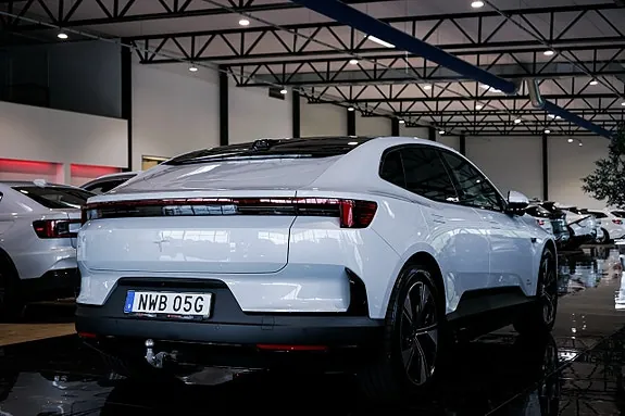 Polestar 4 2026 photo 4