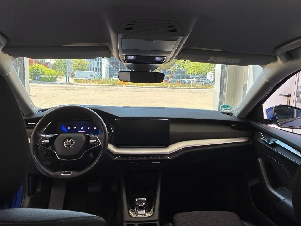 Skoda Octavia Combi 2022 photo 5