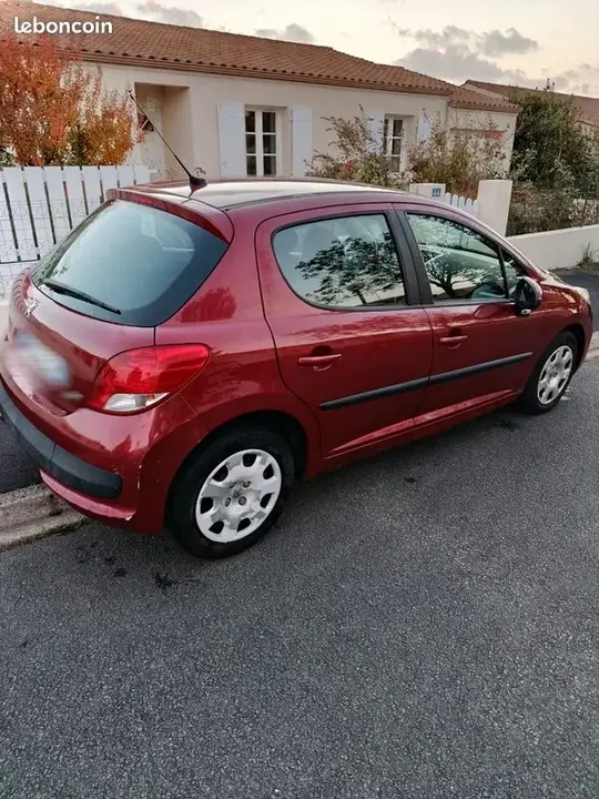 Peugeot 207