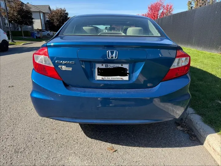 Honda Civic 2012 photo 3