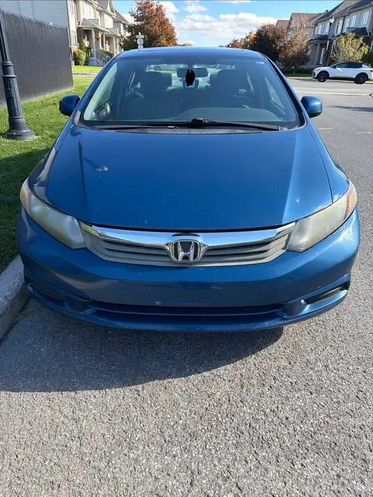 Honda Civic 2012 photo 2