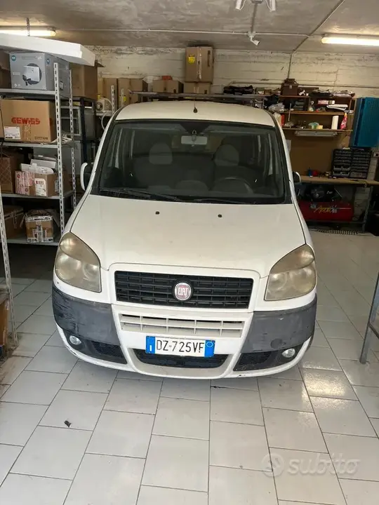 Fiat Doblò 2010 photo 2