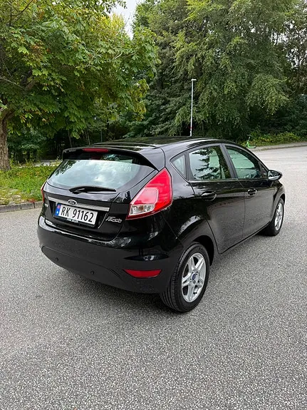 Ford Fiesta 2013 photo 5