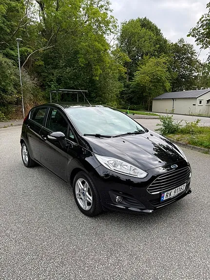 Ford Fiesta 2013 photo 3