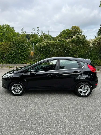 Ford Fiesta 2013 photo 4