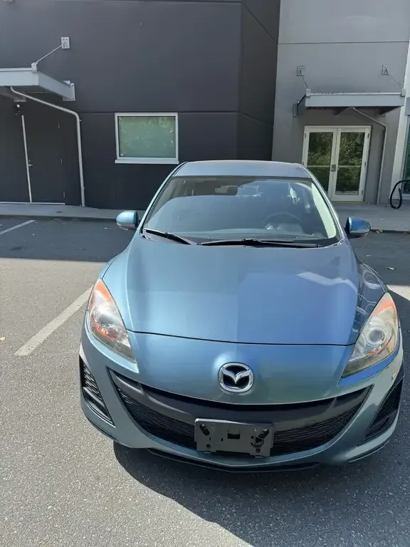 Mazda 3 2010 photo 2