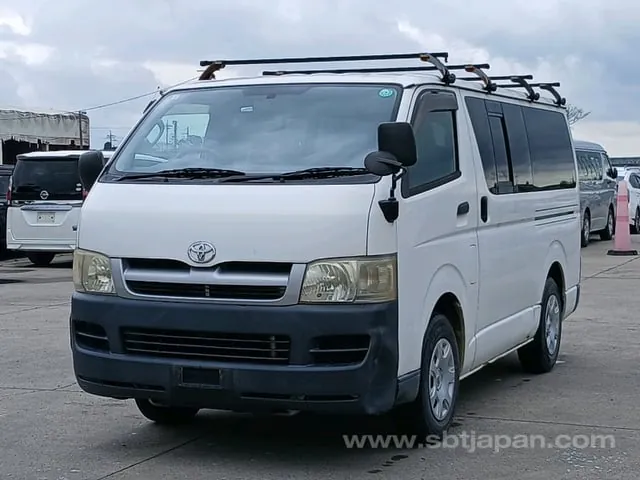 Toyota Regius Ace 2006 photo 3