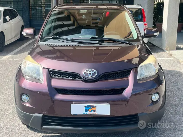 Toyota Urban Cruiser 2011 photo 2