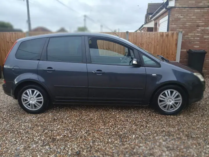Ford Focus 2007 photo 3