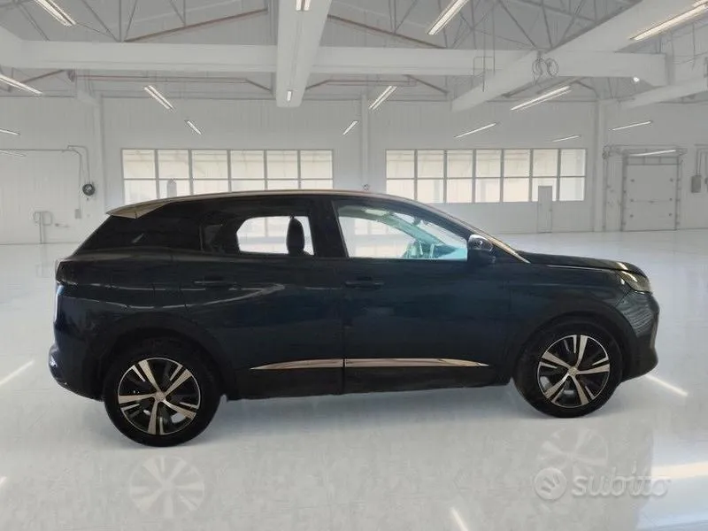 Peugeot 3008 2023 photo 3