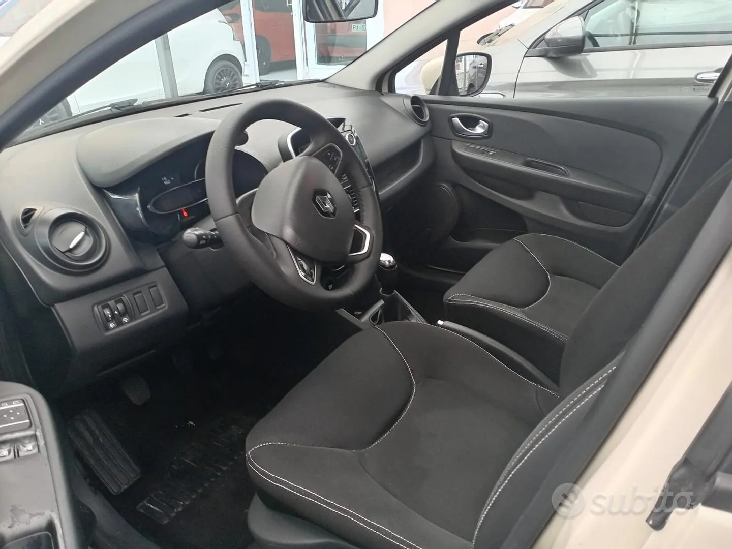 Renault Clio 2016 photo 5
